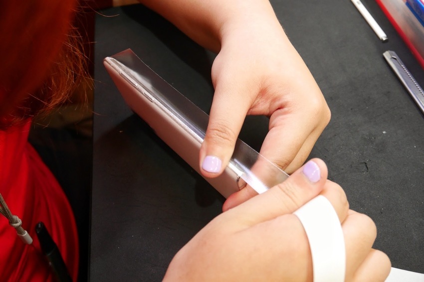 【新竹包膜】膜幻鎂機|Note10升級UV膠玻璃保貼、精準手工包膜體驗