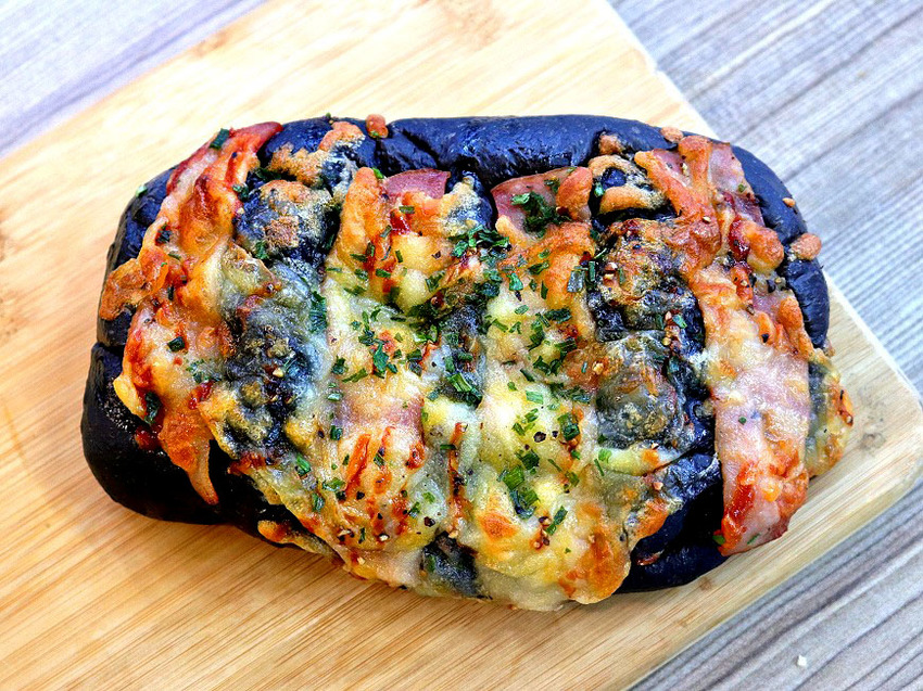 台南麵包店/無化學添加天然烘培/72小時自然發酵/每日限量賣完為止/嚴選高品質原物料/不用益麵劑改良劑/價格親民CP值高