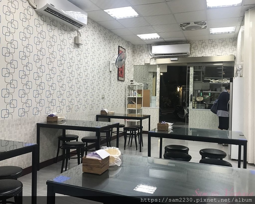 0709A-5.jpg 0709A-5.jpg