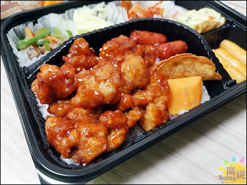 豬對有外帶。台中防疫便當滿滿料超划算!現烤燒肉加上9種配菜CP值爆表-商妮吃喝遊樂