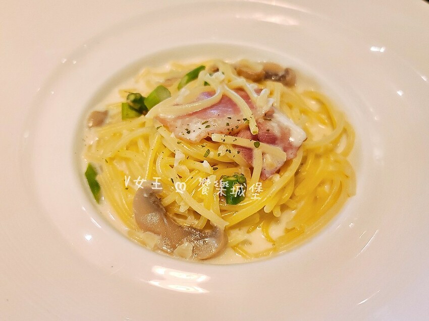 鬥牛士義式廚房 新莊店 ll 披薩、炸雞、義大利麵、自助吧、冰淇淋，通通任你吃，不怕你吃，就怕你吃不下(10/29停止營業)