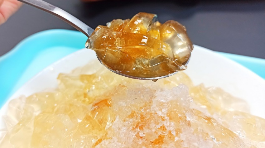 高雄苓雅︱寶字號。古早味冰店 冬瓜炒糖,每一口都有冬瓜香的清爽不甜膩剉冰~(忠孝店)