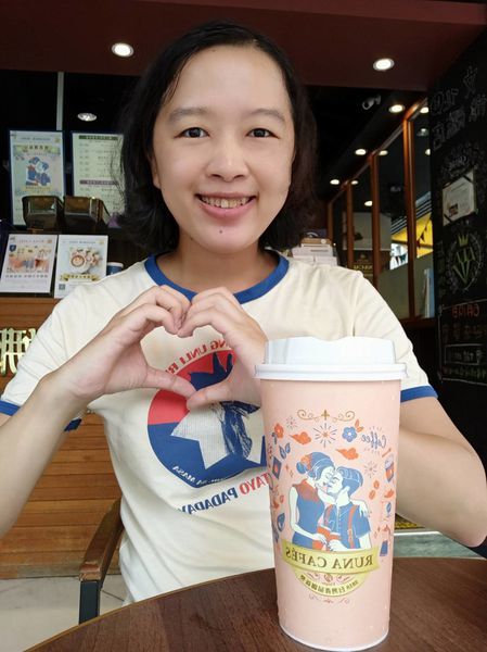 /tmp/phpf8KYyp /tmp/phpf8KYyp