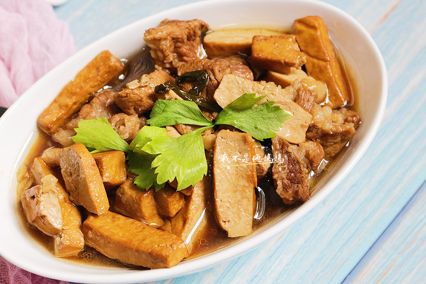 黑糖粉推薦,黑糖效果,黑糖熱量,手工熬煮黑糖,黑糖熱量,黑糖營養,經痛 黑糖,黑糖 紅糖,黑糖薑,黑糖奶茶,紅糖薑茶,紅糖營養,黑糖補鈣