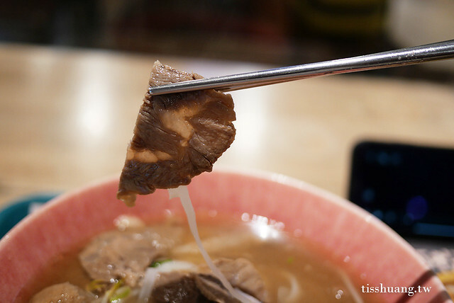 越南飛機河粉｜台北車站新光三越站前店｜道地好吃的越南小吃