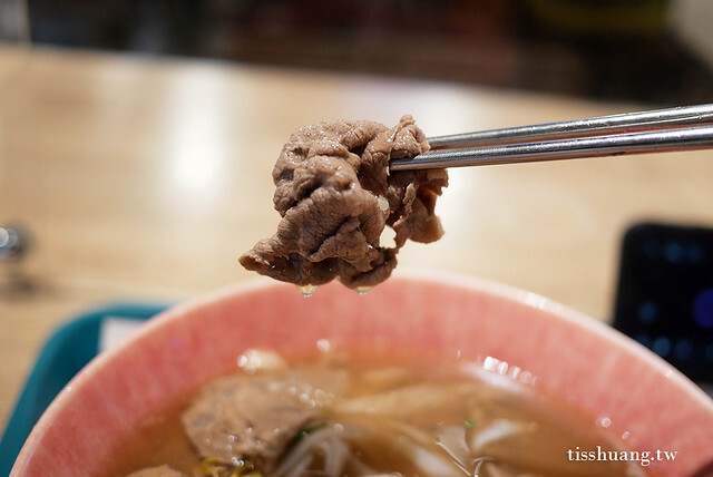 越南飛機河粉｜台北車站新光三越站前店｜道地好吃的越南小吃