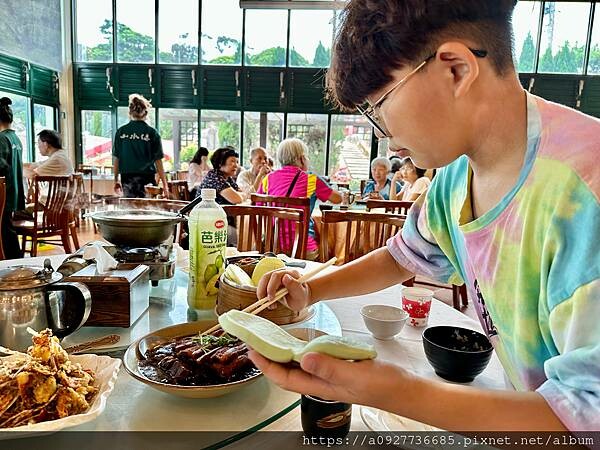 桃園·龍潭必吃餐廳｜山水緣庭園景觀餐廳·有戶外大草原｜首推客家美食｜家庭聚餐首選｜親子餐廳· 隱身山裡的古厝秘境餐廳