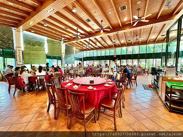 桃園·龍潭必吃餐廳｜山水緣庭園景觀餐廳·有戶外大草原｜首推客家美食｜家庭聚餐首選｜親子餐廳· 隱身山裡的古厝秘境餐廳