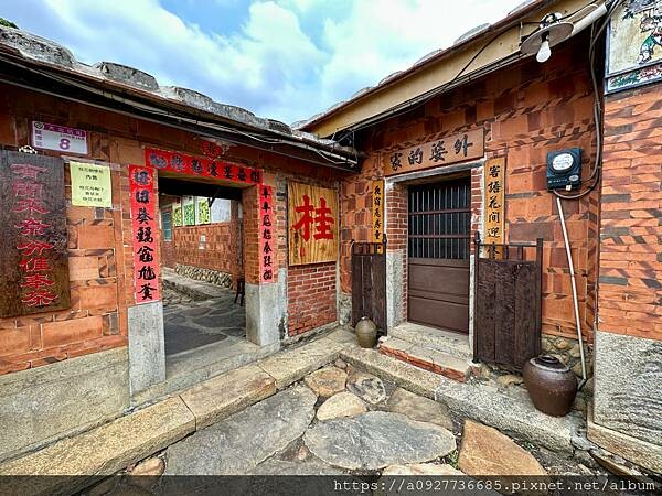 桃園·龍潭必吃餐廳｜山水緣庭園景觀餐廳·有戶外大草原｜首推客家美食｜家庭聚餐首選｜親子餐廳· 隱身山裡的古厝秘境餐廳