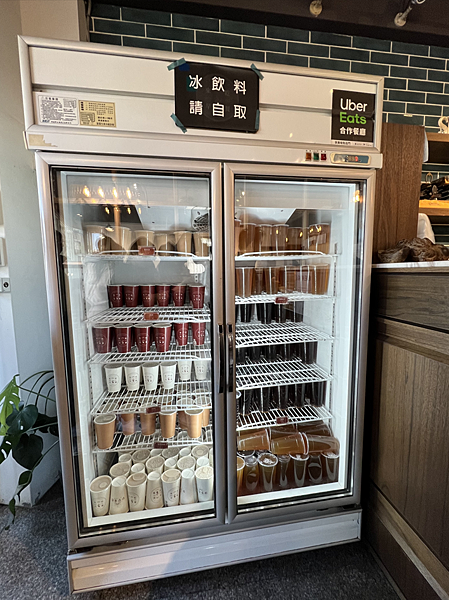 【龜山早午餐】來吃早餐龜山店 x 每桌必點招牌炒麵!還有酥皮