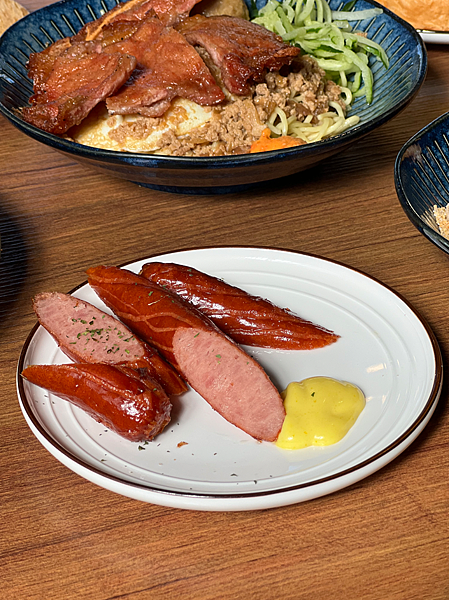 【龜山早午餐】來吃早餐龜山店 x 每桌必點招牌炒麵!還有酥皮