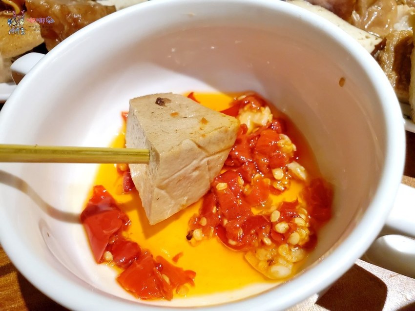 【中原夜市滷味推薦】中源大戲院對面《田媽媽傳統滷味》桃園滷味節人氣王~鴨翅新鮮柔軟入味不會太死甜死鹹 | 哪哪麻