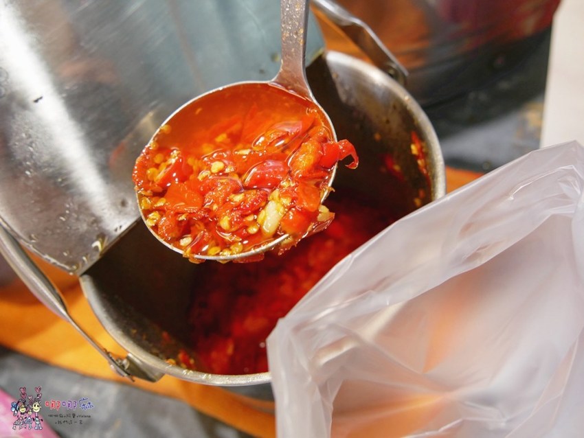 【中原夜市滷味推薦】中源大戲院對面《田媽媽傳統滷味》桃園滷味節人氣王~鴨翅新鮮柔軟入味不會太死甜死鹹 | 哪哪麻