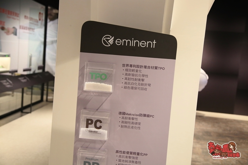 【台南景點】全台第一間以行李箱為主題的觀光工廠!這裡不只能開遊艇,還能環遊世界:萬國通路創意觀光工廠 - 熱血玩台南。跳躍新世界