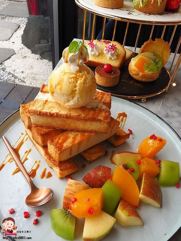 新北市林口美食-The cafe’ by 想 林口-遠離城市的塵囂，在大樓裡還你一抹寧靜  （邀約） @民宿女王芽月-美食.旅遊.全台趴趴走