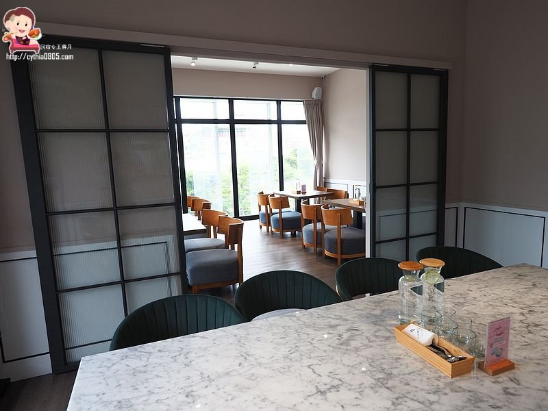 新北市林口美食-The cafe’ by 想 林口-遠離城市的塵囂，在大樓裡還你一抹寧靜  （邀約） @民宿女王芽月-美食.旅遊.全台趴趴走
