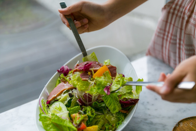 新北市林口美食-The cafe’ by 想 林口-遠離城市的塵囂，在大樓裡還你一抹寧靜  （邀約） @民宿女王芽月-美食.旅遊.全台趴趴走