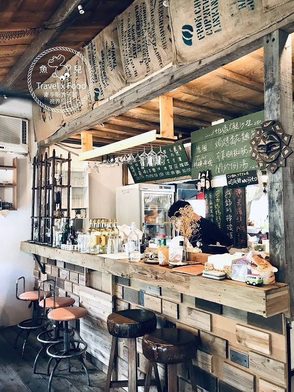金瓜石特色咖啡館 ABOUT CAFE’ @魚兒 x 牽手明太子的「視」界旅行