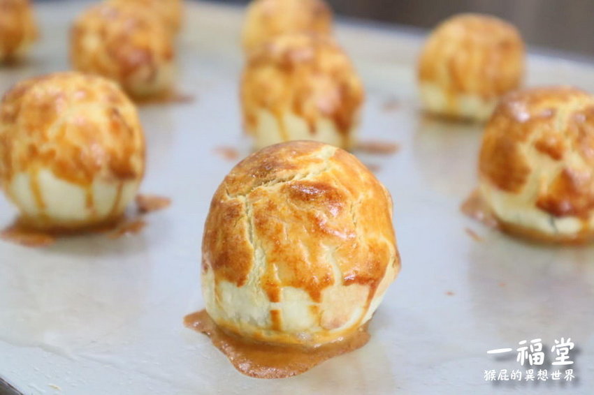 【台中伴手禮推薦】一福堂百年糕餅名店!現烤菠蘿蛋黃酥、檸檬餅、黃金Q餅,還有全台首創珍珠奶茶太陽餅!台中一日遊必買伴手禮!台中景點推薦! @猴屁的異想世界