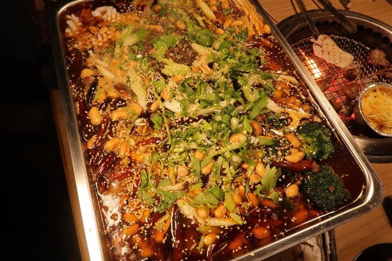 板橋燒肉吃到飽 燒肉殿 板橋耶誕城054.jpg 板橋燒肉吃到飽 燒肉殿 板橋耶誕城054.jpg