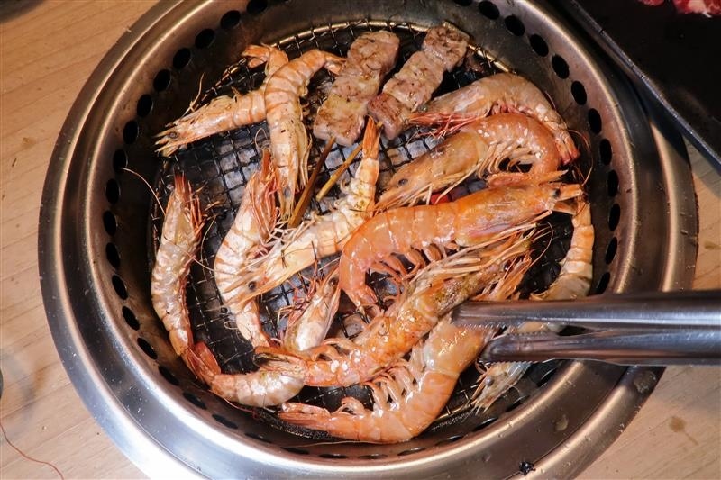 板橋燒肉吃到飽 燒肉殿 板橋耶誕城043.jpg 板橋燒肉吃到飽 燒肉殿 板橋耶誕城043.jpg