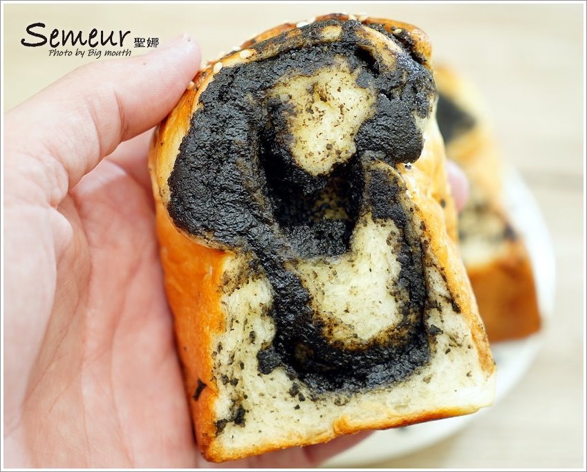 【美食】Semeur聖娜.日賣百條的人氣吐司,每一口都能吃到葡萄乾!