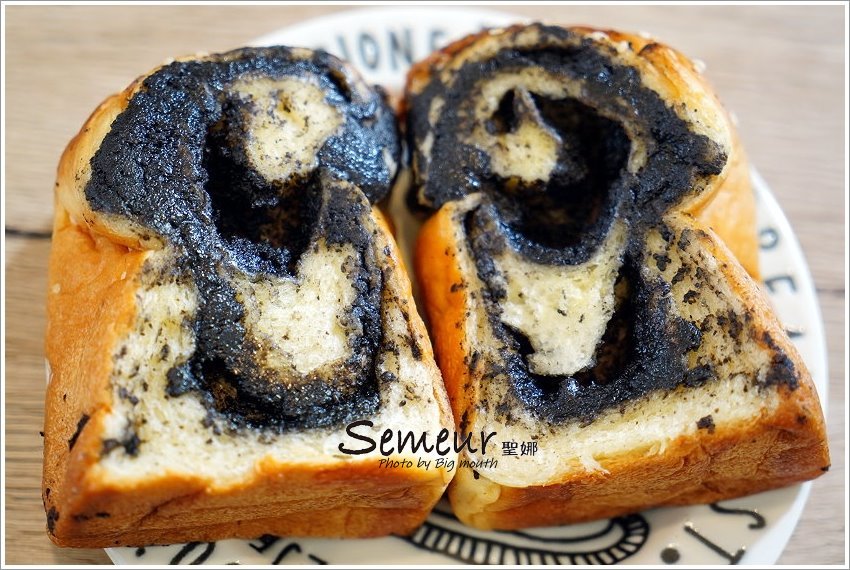 【美食】Semeur聖娜.日賣百條的人氣吐司,每一口都能吃到葡萄乾!