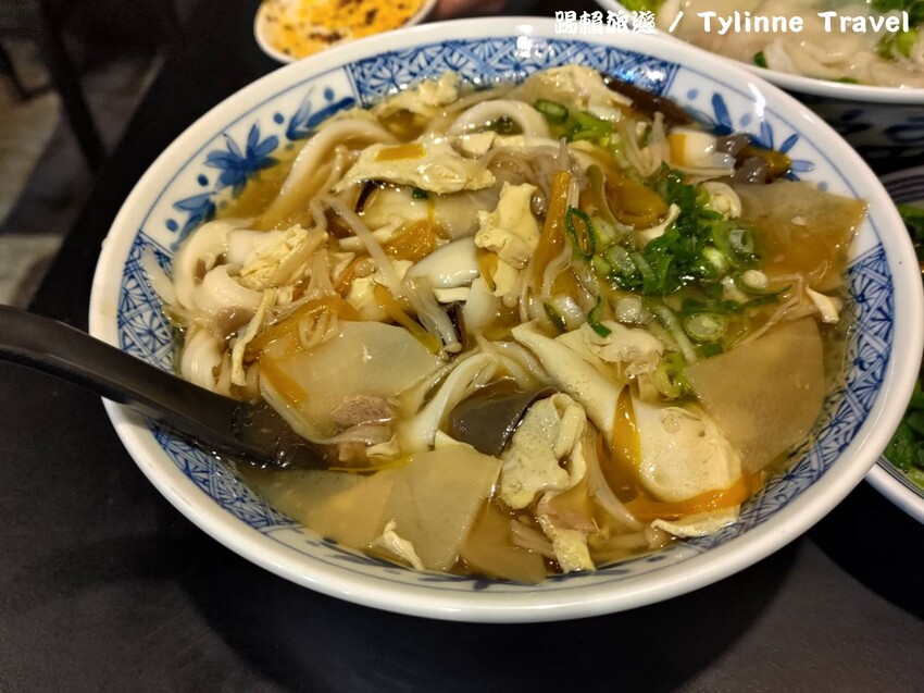 台北市大安區【台北美食】牛老大麵館,招牌刀削麵料多實在 | 師大夜市美食 | 師範大學 | 大安美食 | 台電大樓美食推薦