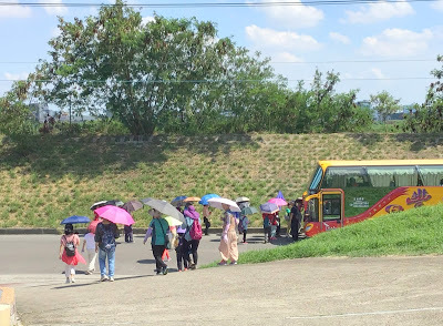 中壢社大周四趴趴走[后里花田綠廊]曬到快冒煙啦!!