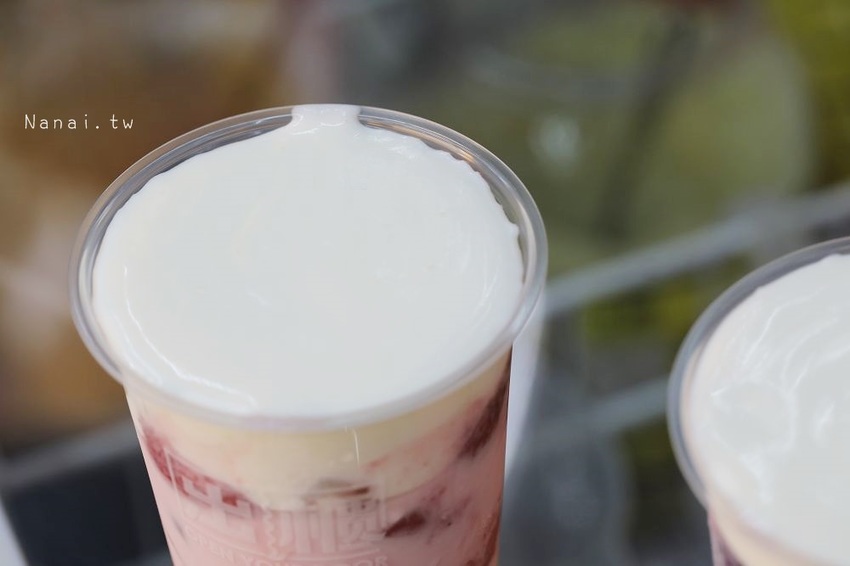 出櫃OpenYourDoor冷飲專賣(太平勤益)。罪惡奶蓋最便宜只要29元！新品可可厚奶蓋濃郁可可香,鹹甜感超欠喝；咀嚼療癒系加5元寒天,珍珠,椰果一次擁有！ - Nana愛旅行札記
