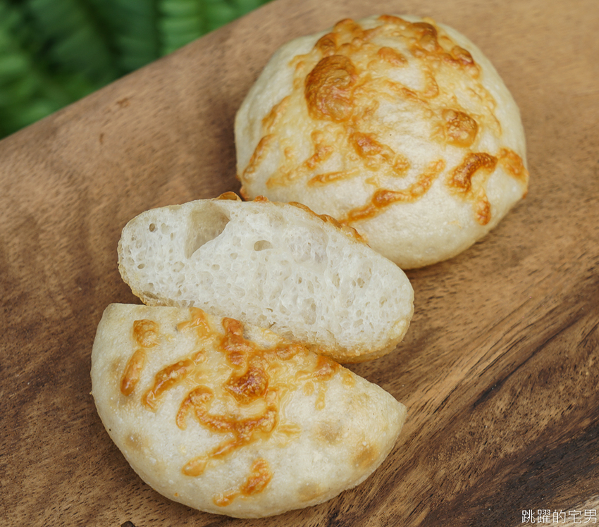 [台北松山區美食] 陳耀訓麵包埠&興波咖啡  世界麵包冠軍x世界咖啡冠軍  最強聯手打破對於咖啡麵包的想像 體驗從未吃過的日曬咖啡麵包 淺焙雙胞胎 深焙咖啡蛋糕卷  麵包埠麵包出爐時間 咖啡好朋友