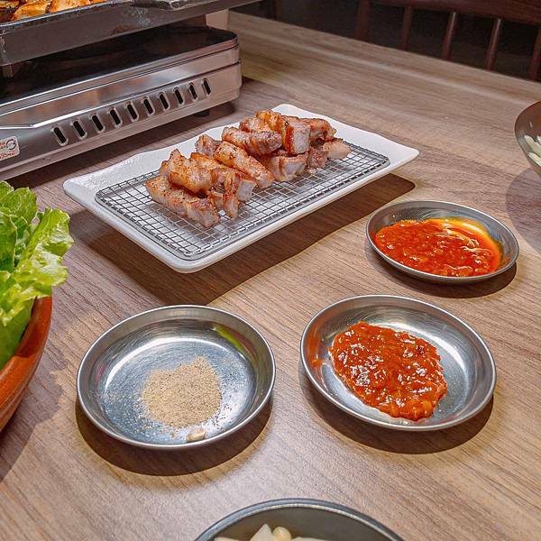 台北 松山區 男宅韓館돼지곱창 韓式烤腸烤肉 16.jpeg
