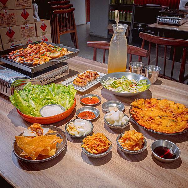 台北 松山區 男宅韓館돼지곱창 韓式烤腸烤肉 24.jpeg