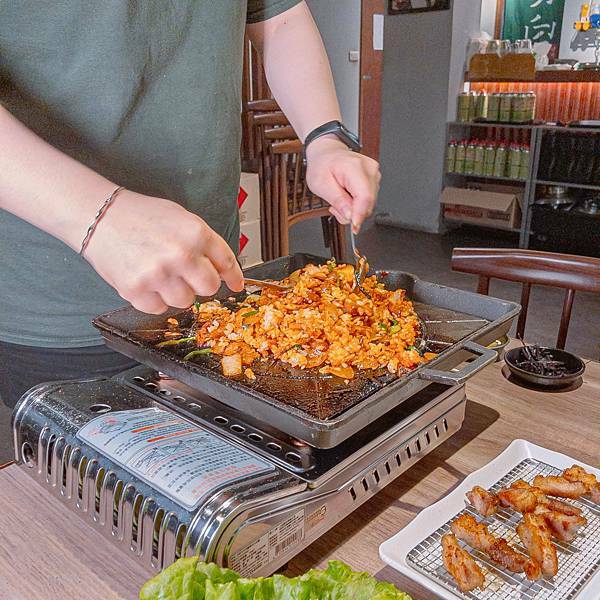 台北 松山區 男宅韓館돼지곱창 韓式烤腸烤肉 20.jpeg