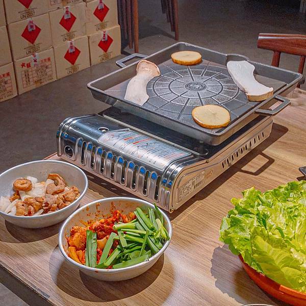 台北 松山區 男宅韓館돼지곱창 韓式烤腸烤肉 11.jpeg