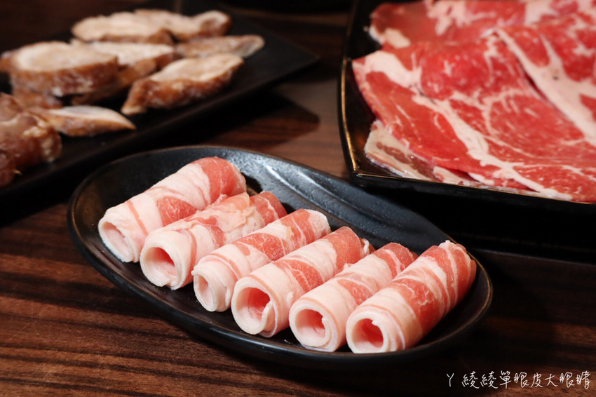 蒙古紅火鍋插旗桃園!桃園中壢火鍋吃到飽推薦,百種火鍋食材無限量供應!快跟臉一樣大的安格斯牛肉