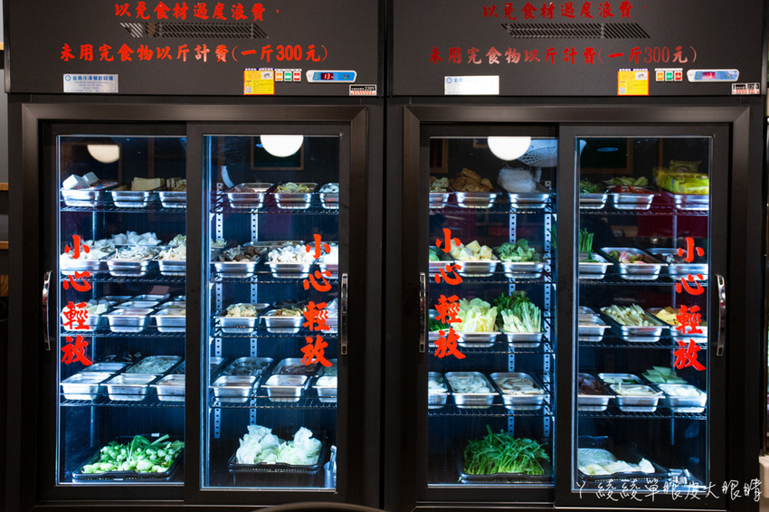 蒙古紅火鍋插旗桃園!桃園中壢火鍋吃到飽推薦,百種火鍋食材無限量供應!快跟臉一樣大的安格斯牛肉