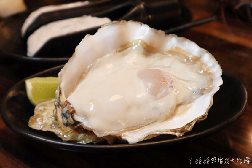 蒙古紅火鍋插旗桃園!桃園中壢火鍋吃到飽推薦,百種火鍋食材無限量供應!快跟臉一樣大的安格斯牛肉