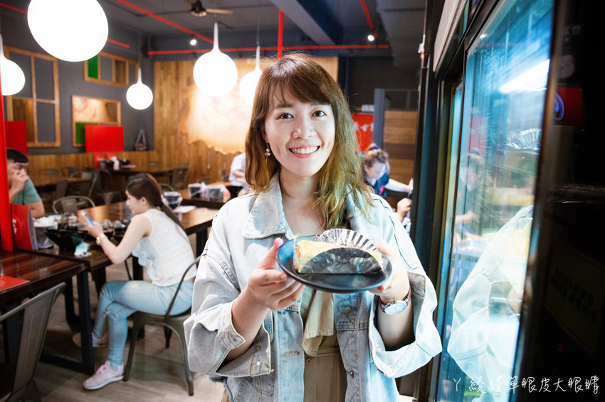 蒙古紅火鍋插旗桃園！桃園中壢火鍋吃到飽推薦，百種火鍋食材無限量供應！快跟臉一樣大的安格斯牛肉