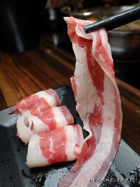 雪花牛肉片-蒙古紅中壢店 (2).jpg