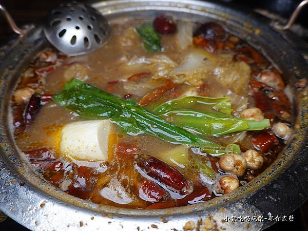 麻辣蒙古鍋-蒙古紅中壢店 (2).jpg