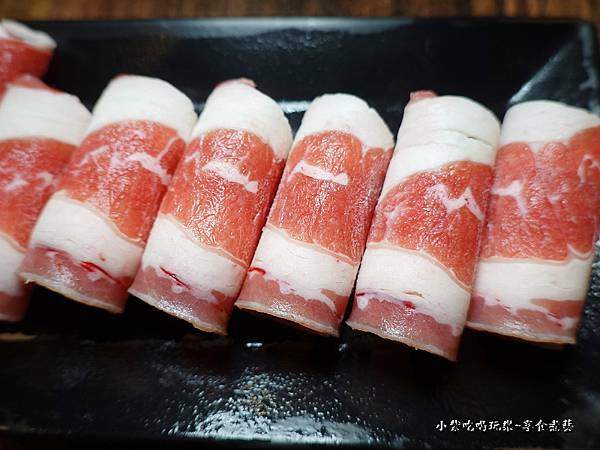 雪花牛肉片-蒙古紅中壢店 (1).jpg