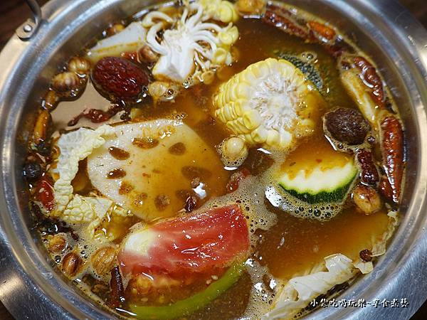 麻辣蒙古鍋-蒙古紅中壢店 (4).jpg