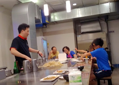 內壢美食[一品屋平價鐵板燒] 白飯、飲料、湯無限暢飲