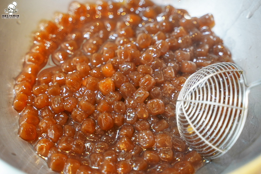 藕家 蓮藕 珍珠 蓮藕珍珠 第一家 獨家 手工 古法 鹽埕 奶茶 必喝 高雄美食