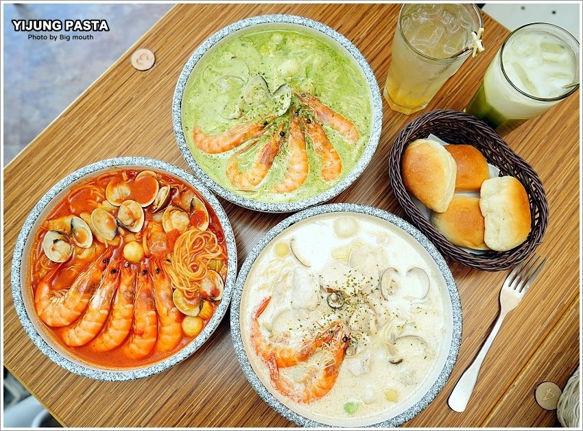 【桃園美食】義匠義式湯麵．義大利湯麵香濃美味，料多實在，澎湃大碗!