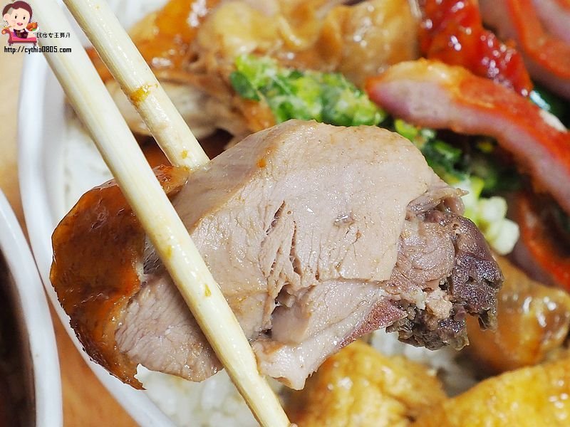 桃園中壢美食-老楊燒臘-轉換門面重新出發，我心目中第一名脆皮燒肉回來了 @民宿女王芽月-美食.旅遊.全台趴趴走