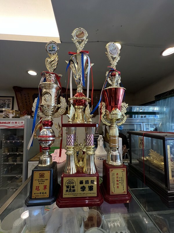 【台灣，嘉義市，東區】來吃一碗冠軍牛肉麵～半畝田北方麵食館。（嘉義美食/嘉義東區美食）