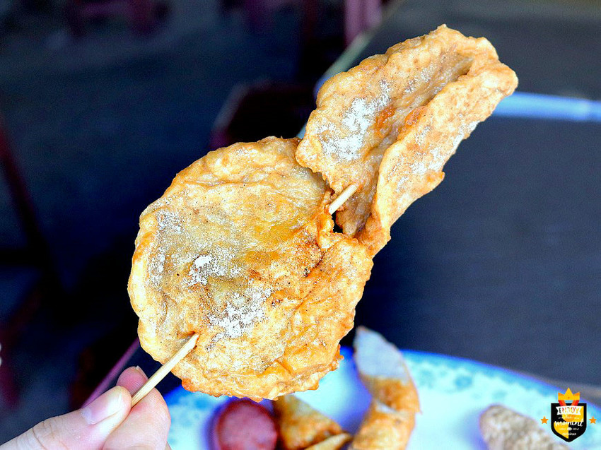 台南黑輪攤／每日限量只賣5小時／木炭烘烤飄香20年／在地人的台式下午茶／老饕就愛這一味／銅板美食CP值高／關東煮湯頭+古早味紅茶無限暢飲喝到飽