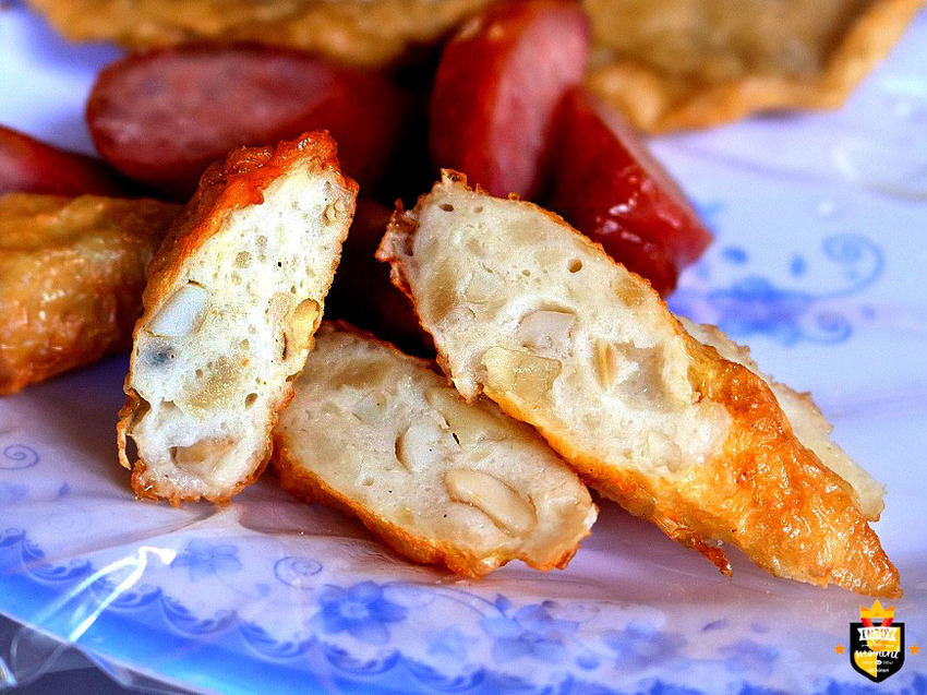 台南黑輪攤／每日限量只賣5小時／木炭烘烤飄香20年／在地人的台式下午茶／老饕就愛這一味／銅板美食CP值高／關東煮湯頭+古早味紅茶無限暢飲喝到飽